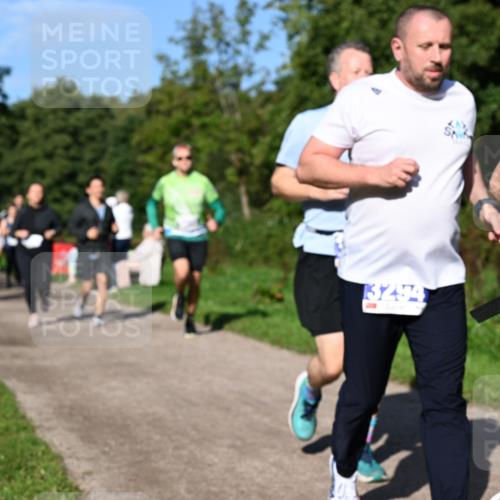 27.09.2026 - 35. Volkslauf durch das schöne Alstertal Dr. Thomas Lammeyer http://msf.ph/oto/10565162 27.09.2026 10:37:01 Laufen 3294 meine-sportfotos.de
