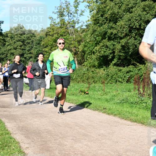 27.09.2026 - 35. Volkslauf durch das schöne Alstertal Dr. Thomas Lammeyer http://msf.ph/oto/10565170 27.09.2026 10:37:02 Laufen 3415, 3245 meine-sportfotos.de