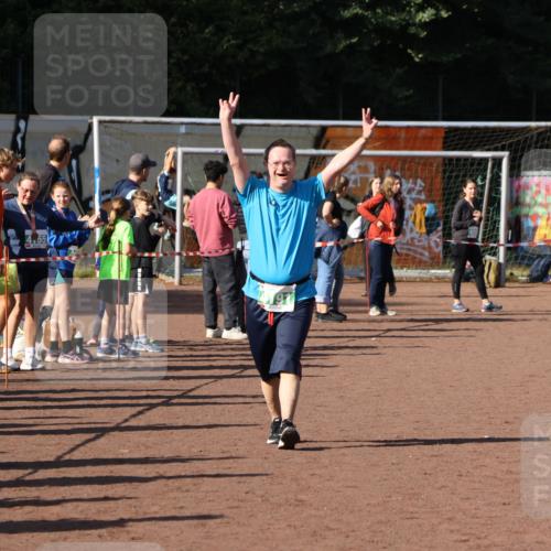 27.09.2026 - 35. Volkslauf durch das schöne Alstertal Strokosch-Dieckow http://msf.ph/oto/10565176 27.09.2026 11:12:23 Ziel 4191 meine-sportfotos.de