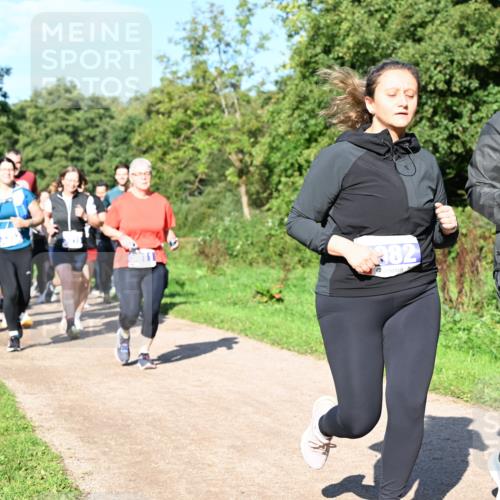 27.09.2026 - 35. Volkslauf durch das schöne Alstertal Dr. Thomas Lammeyer http://msf.ph/oto/10565202 27.09.2026 10:37:06 Laufen 382 meine-sportfotos.de