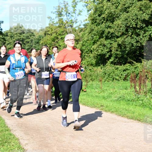 27.09.2026 - 35. Volkslauf durch das schöne Alstertal Dr. Thomas Lammeyer http://msf.ph/oto/10565211 27.09.2026 10:37:07 Laufen 3352, 3215, 3386, 3011 meine-sportfotos.de