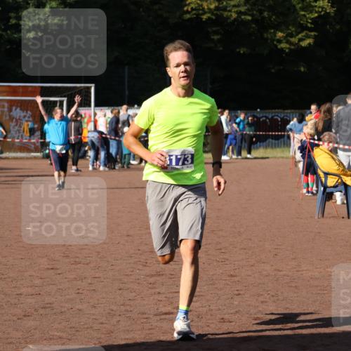 27.09.2026 - 35. Volkslauf durch das schöne Alstertal Strokosch-Dieckow http://msf.ph/oto/10565225 27.09.2026 11:12:11 Ziel 3173 meine-sportfotos.de
