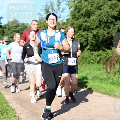 27.09.2026 - 35. Volkslauf durch das schöne Alstertal Dr. Thomas Lammeyer http://msf.ph/oto/10565227 27.09.2026 10:37:09 Laufen 3352, 3215, 30 meine-sportfotos.de