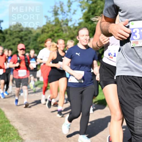 27.09.2026 - 35. Volkslauf durch das schöne Alstertal Dr. Thomas Lammeyer http://msf.ph/oto/10565308 27.09.2026 10:37:18 Laufen 3132 meine-sportfotos.de