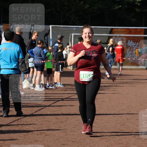 27.09.2026 - 35. Volkslauf durch das schöne Alstertal Strokosch-Dieckow http://msf.ph/oto/10565327 27.09.2026 11:11:37 Ziel 4158 meine-sportfotos.de