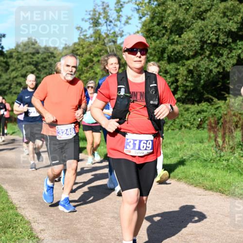 27.09.2026 - 35. Volkslauf durch das schöne Alstertal Dr. Thomas Lammeyer http://msf.ph/oto/10565330 27.09.2026 10:37:20 Laufen 3248, 3169, 1307 meine-sportfotos.de