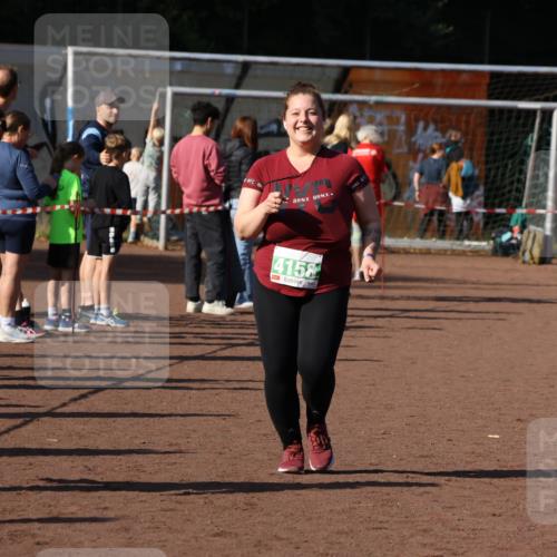 27.09.2026 - 35. Volkslauf durch das schöne Alstertal Strokosch-Dieckow http://msf.ph/oto/10565345 27.09.2026 11:11:36 Ziel 4158 meine-sportfotos.de