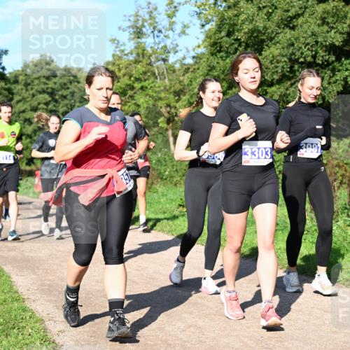 27.09.2026 - 35. Volkslauf durch das schöne Alstertal Dr. Thomas Lammeyer http://msf.ph/oto/10565396 27.09.2026 10:37:27 Laufen 114, 357, 3987, 3303 meine-sportfotos.de