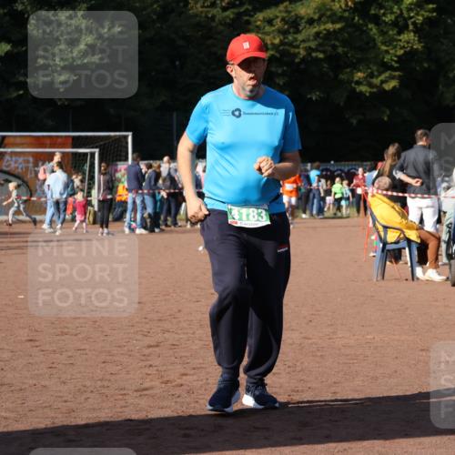 27.09.2026 - 35. Volkslauf durch das schöne Alstertal Strokosch-Dieckow http://msf.ph/oto/10565397 27.09.2026 11:11:12 Ziel 4183 meine-sportfotos.de