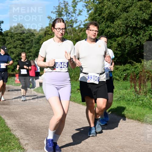 27.09.2026 - 35. Volkslauf durch das schöne Alstertal Dr. Thomas Lammeyer http://msf.ph/oto/10565467 27.09.2026 10:37:35 Laufen 30, 3045, 3390, 18 meine-sportfotos.de