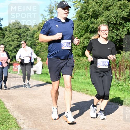 27.09.2026 - 35. Volkslauf durch das schöne Alstertal Dr. Thomas Lammeyer http://msf.ph/oto/10565499 27.09.2026 10:37:38 Laufen 3054, 3055 meine-sportfotos.de