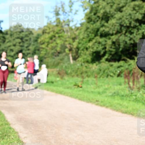 27.09.2026 - 35. Volkslauf durch das schöne Alstertal Dr. Thomas Lammeyer http://msf.ph/oto/10565542 27.09.2026 10:37:43 Laufen  meine-sportfotos.de