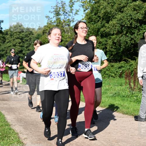 27.09.2026 - 35. Volkslauf durch das schöne Alstertal Dr. Thomas Lammeyer http://msf.ph/oto/10565583 27.09.2026 10:37:48 Laufen 3037, 3038, 1 meine-sportfotos.de