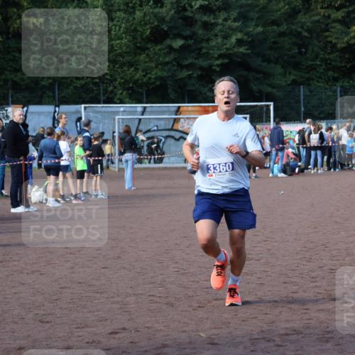 27.09.2026 - 35. Volkslauf durch das schöne Alstertal Strokosch-Dieckow http://msf.ph/oto/10565621 27.09.2026 11:09:32 Ziel 3360 meine-sportfotos.de