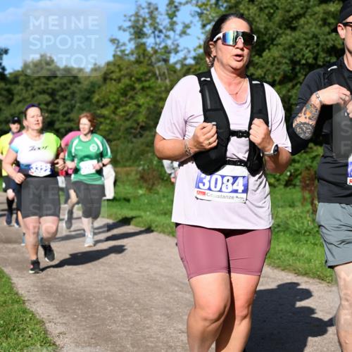 27.09.2026 - 35. Volkslauf durch das schöne Alstertal Dr. Thomas Lammeyer http://msf.ph/oto/10565633 27.09.2026 10:37:53 Laufen 100, 3084, 3083 meine-sportfotos.de