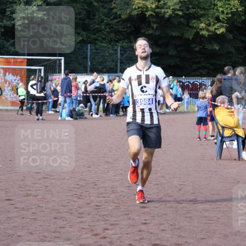 27.09.2026 - 35. Volkslauf durch das schöne Alstertal Strokosch-Dieckow http://msf.ph/oto/10565684 27.09.2026 11:09:05 Ziel 3984 meine-sportfotos.de