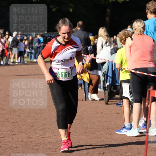 27.09.2026 - 35. Volkslauf durch das schöne Alstertal Strokosch-Dieckow http://msf.ph/oto/10565783 27.09.2026 11:08:12 Ziel 3112, 4112 meine-sportfotos.de