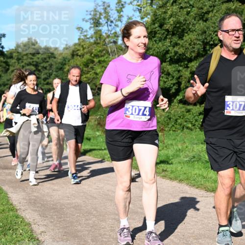27.09.2026 - 35. Volkslauf durch das schöne Alstertal Dr. Thomas Lammeyer http://msf.ph/oto/10565789 27.09.2026 10:38:14 Laufen 18, 3044, 3074, 3075 meine-sportfotos.de