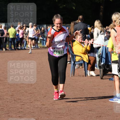 27.09.2026 - 35. Volkslauf durch das schöne Alstertal Strokosch-Dieckow http://msf.ph/oto/10565793 27.09.2026 11:08:11 Ziel 3112, 4112 meine-sportfotos.de