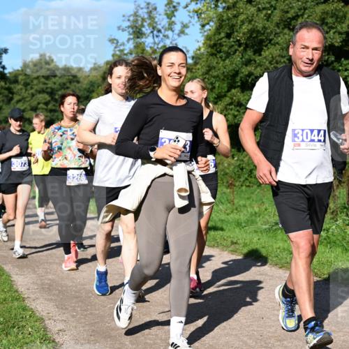 27.09.2026 - 35. Volkslauf durch das schöne Alstertal Dr. Thomas Lammeyer http://msf.ph/oto/10565810 27.09.2026 10:38:16 Laufen 3073, 3266, 3044, 130 meine-sportfotos.de