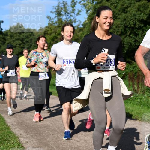 27.09.2026 - 35. Volkslauf durch das schöne Alstertal Dr. Thomas Lammeyer http://msf.ph/oto/10565815 27.09.2026 10:38:17 Laufen 3266, 3137, 43, 3044 meine-sportfotos.de