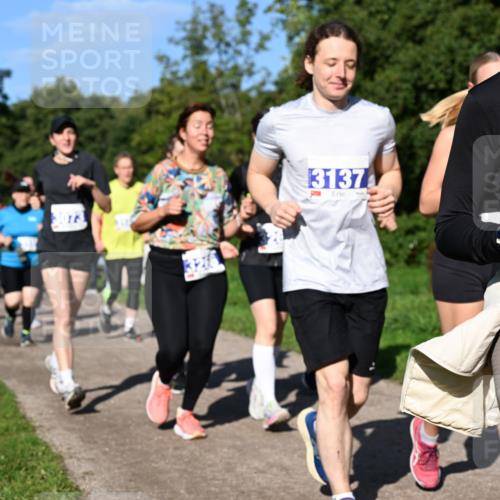 27.09.2026 - 35. Volkslauf durch das schöne Alstertal Dr. Thomas Lammeyer http://msf.ph/oto/10565820 27.09.2026 10:38:17 Laufen 3137, 43 meine-sportfotos.de