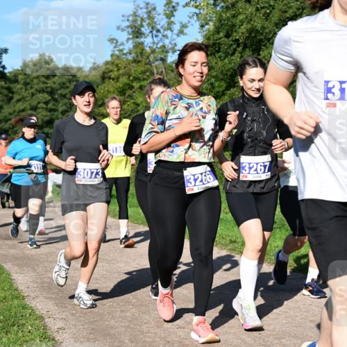 27.09.2026 - 35. Volkslauf durch das schöne Alstertal Dr. Thomas Lammeyer http://msf.ph/oto/10565827 27.09.2026 10:38:18 Laufen 191, 3073, 3189, 3266, 3267, 3137 meine-sportfotos.de