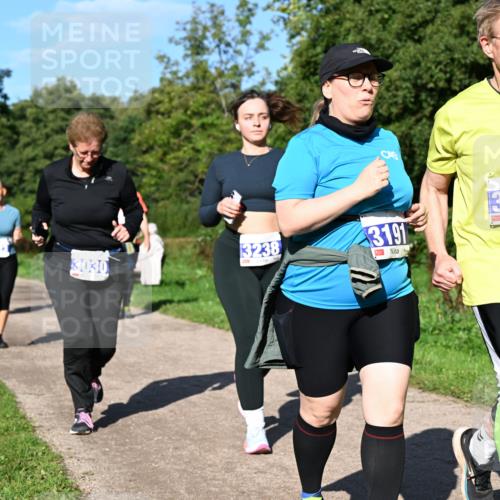 27.09.2026 - 35. Volkslauf durch das schöne Alstertal Dr. Thomas Lammeyer http://msf.ph/oto/10565857 27.09.2026 10:38:22 Laufen 3189, 3238, 3191, 3030 meine-sportfotos.de