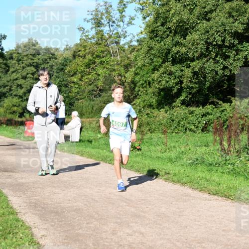 27.09.2026 - 35. Volkslauf durch das schöne Alstertal Dr. Thomas Lammeyer http://msf.ph/oto/10565927 27.09.2026 10:38:38 Laufen 4607, 4097 meine-sportfotos.de