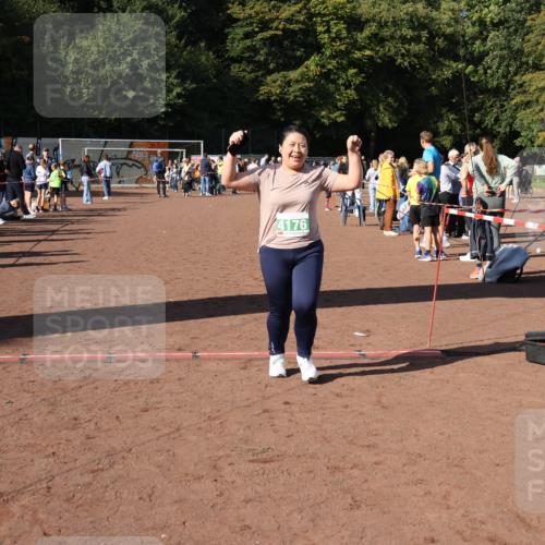 27.09.2026 - 35. Volkslauf durch das schöne Alstertal Strokosch-Dieckow http://msf.ph/oto/10565959 27.09.2026 11:06:21 Ziel 4176 meine-sportfotos.de