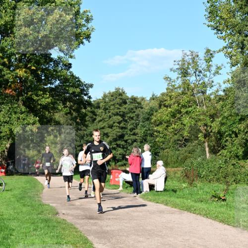 27.09.2026 - 35. Volkslauf durch das schöne Alstertal Dr. Thomas Lammeyer http://msf.ph/oto/10565969 27.09.2026 10:38:53 Laufen 20 meine-sportfotos.de