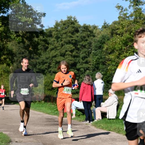 27.09.2026 - 35. Volkslauf durch das schöne Alstertal Dr. Thomas Lammeyer http://msf.ph/oto/10565989 27.09.2026 10:38:57 Laufen 14132, 4075 meine-sportfotos.de