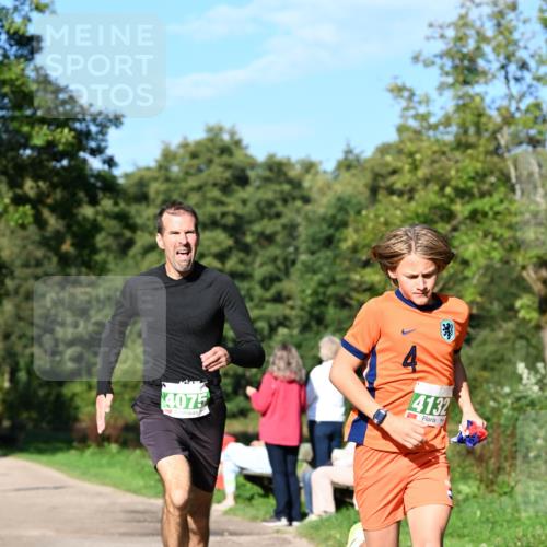 27.09.2026 - 35. Volkslauf durch das schöne Alstertal Dr. Thomas Lammeyer http://msf.ph/oto/10566001 27.09.2026 10:38:59 Laufen 4075, 4132 meine-sportfotos.de