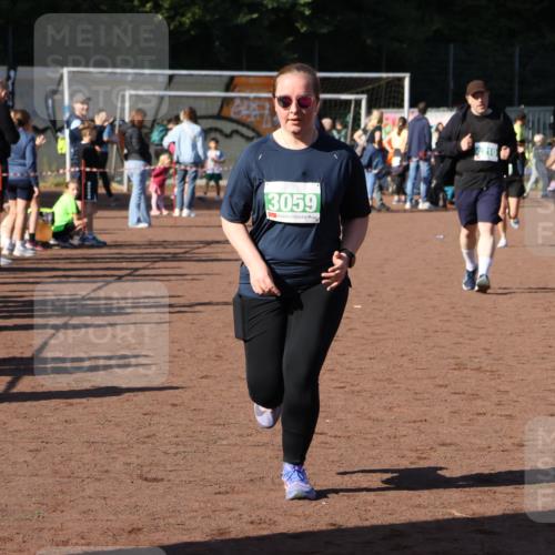 27.09.2026 - 35. Volkslauf durch das schöne Alstertal Strokosch-Dieckow http://msf.ph/oto/10566090 27.09.2026 11:05:59 Ziel 3059, 4171, 4172, 4210, 4955 meine-sportfotos.de
