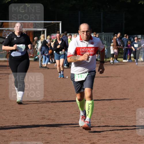 27.09.2026 - 35. Volkslauf durch das schöne Alstertal Strokosch-Dieckow http://msf.ph/oto/10566167 27.09.2026 11:05:43 Ziel 4090, 4170 meine-sportfotos.de