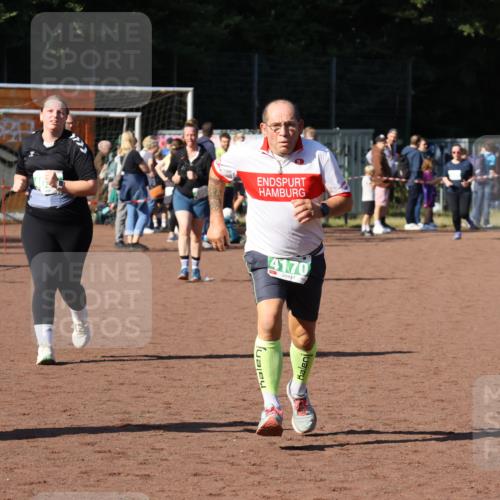 27.09.2026 - 35. Volkslauf durch das schöne Alstertal Strokosch-Dieckow http://msf.ph/oto/10566191 27.09.2026 11:05:43 Ziel 4090, 4170 meine-sportfotos.de