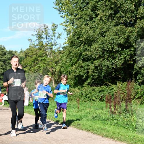 27.09.2026 - 35. Volkslauf durch das schöne Alstertal Dr. Thomas Lammeyer http://msf.ph/oto/10566200 27.09.2026 10:39:33 Laufen 414 meine-sportfotos.de
