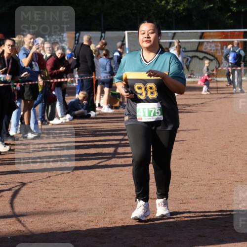 27.09.2026 - 35. Volkslauf durch das schöne Alstertal Strokosch-Dieckow http://msf.ph/oto/10566210 27.09.2026 11:05:22 Ziel 4175 meine-sportfotos.de