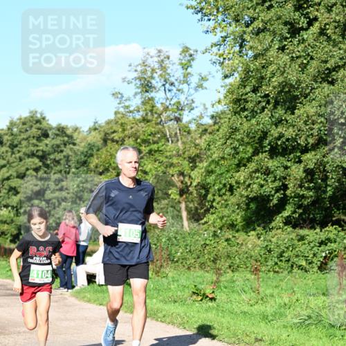 27.09.2026 - 35. Volkslauf durch das schöne Alstertal Dr. Thomas Lammeyer http://msf.ph/oto/10566217 27.09.2026 10:39:36 Laufen 4104, 105 meine-sportfotos.de