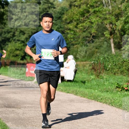 27.09.2026 - 35. Volkslauf durch das schöne Alstertal Dr. Thomas Lammeyer http://msf.ph/oto/10566475 27.09.2026 10:40:19 Laufen 2422 meine-sportfotos.de