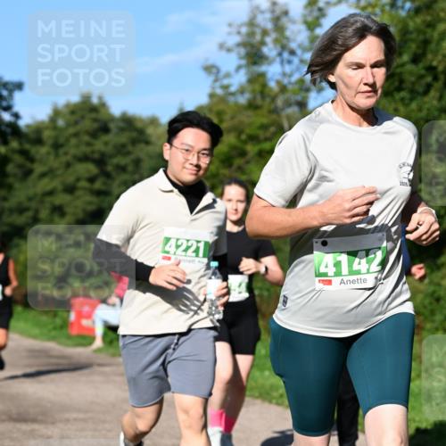 27.09.2026 - 35. Volkslauf durch das schöne Alstertal Dr. Thomas Lammeyer http://msf.ph/oto/10566514 27.09.2026 10:40:26 Laufen 4221, 4142, 2026 meine-sportfotos.de