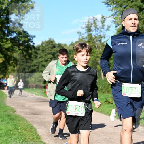 27.09.2026 - 35. Volkslauf durch das schöne Alstertal Dr. Thomas Lammeyer http://msf.ph/oto/10566612 27.09.2026 10:40:45 Laufen 4028, 4030 meine-sportfotos.de