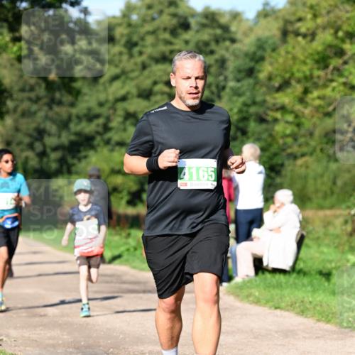 27.09.2026 - 35. Volkslauf durch das schöne Alstertal Dr. Thomas Lammeyer http://msf.ph/oto/10566648 27.09.2026 10:40:55 Laufen 4165 meine-sportfotos.de
