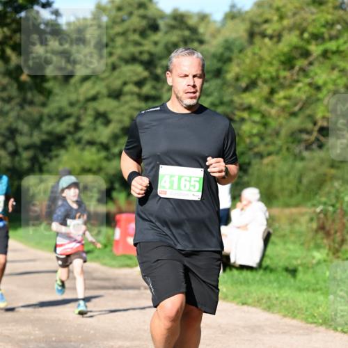 27.09.2026 - 35. Volkslauf durch das schöne Alstertal Dr. Thomas Lammeyer http://msf.ph/oto/10566650 27.09.2026 10:40:55 Laufen 4165 meine-sportfotos.de