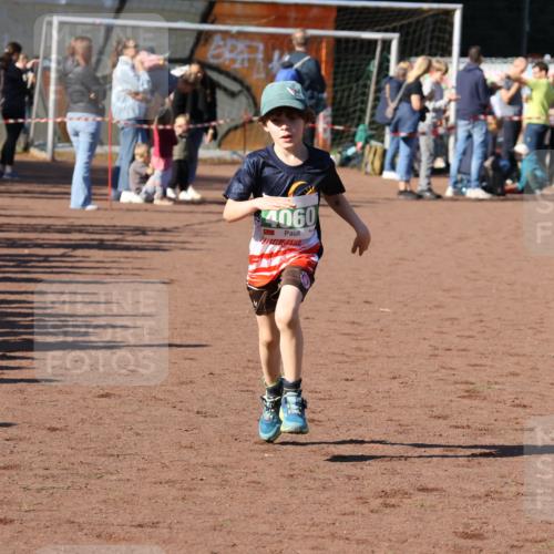 27.09.2026 - 35. Volkslauf durch das schöne Alstertal Strokosch-Dieckow http://msf.ph/oto/10566914 27.09.2026 11:02:52 Ziel 4060 meine-sportfotos.de
