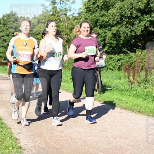 27.09.2026 - 35. Volkslauf durch das schöne Alstertal Dr. Thomas Lammeyer http://msf.ph/oto/10567004 27.09.2026 10:41:49 Laufen 2093, 4115, 4114 meine-sportfotos.de