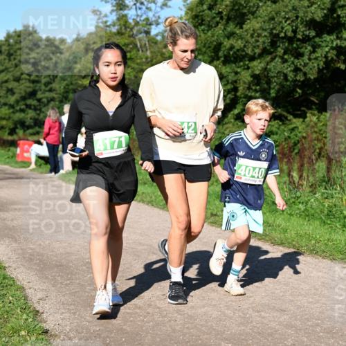27.09.2026 - 35. Volkslauf durch das schöne Alstertal Dr. Thomas Lammeyer http://msf.ph/oto/10567026 27.09.2026 10:41:52 Laufen 4171, 42, 4040 meine-sportfotos.de
