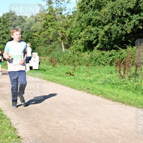 27.09.2026 - 35. Volkslauf durch das schöne Alstertal Dr. Thomas Lammeyer http://msf.ph/oto/10567051 27.09.2026 10:41:57 Laufen 4108 meine-sportfotos.de