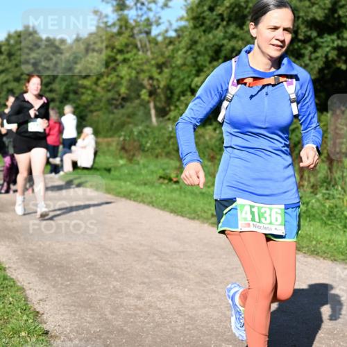 27.09.2026 - 35. Volkslauf durch das schöne Alstertal Dr. Thomas Lammeyer http://msf.ph/oto/10567116 27.09.2026 10:42:04 Laufen 4136 meine-sportfotos.de