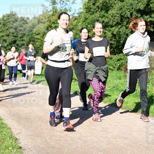 27.09.2026 - 35. Volkslauf durch das schöne Alstertal Dr. Thomas Lammeyer http://msf.ph/oto/10567153 27.09.2026 10:42:08 Laufen 200, 4240, 166 meine-sportfotos.de